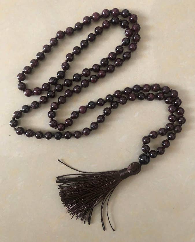Garnet Knotted 108 Bead Buddhist Mala - Prayer Beads - 8mm (1 Pack)